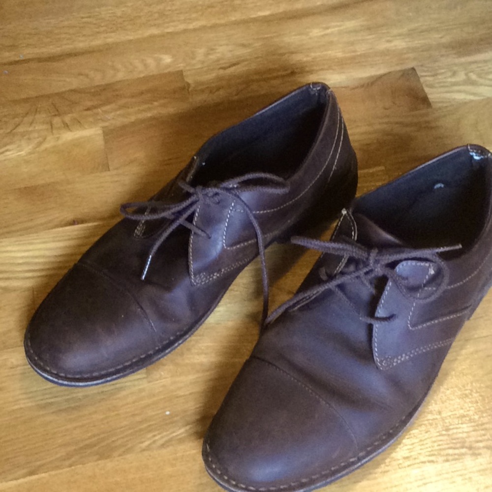 Brown men’s shoes